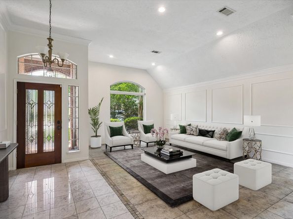 30 Skyland Place, The Woodlands TX 77381