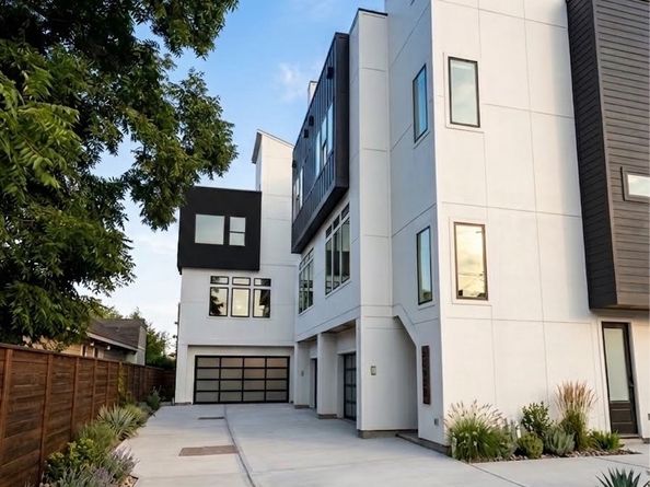 1105 York Street B, Houston TX 77003