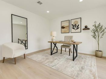 3351 S Sutton Square