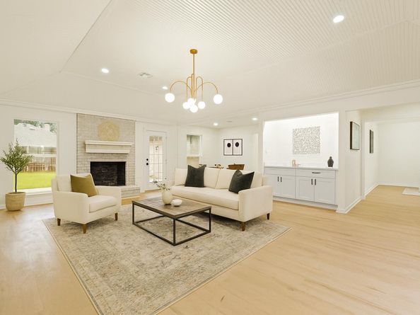 3351 S Sutton Square, Stafford TX 77477