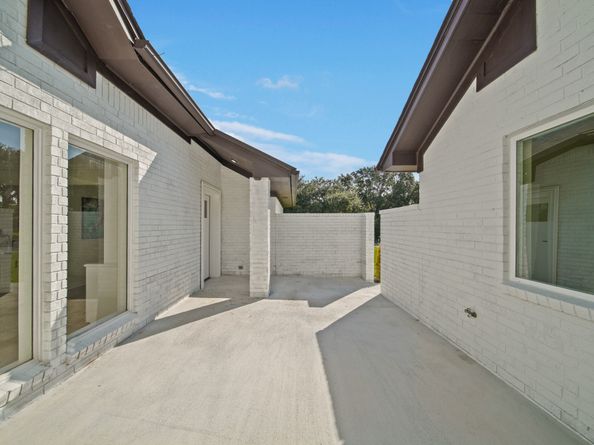 3351 S Sutton Square, Stafford TX 77477
