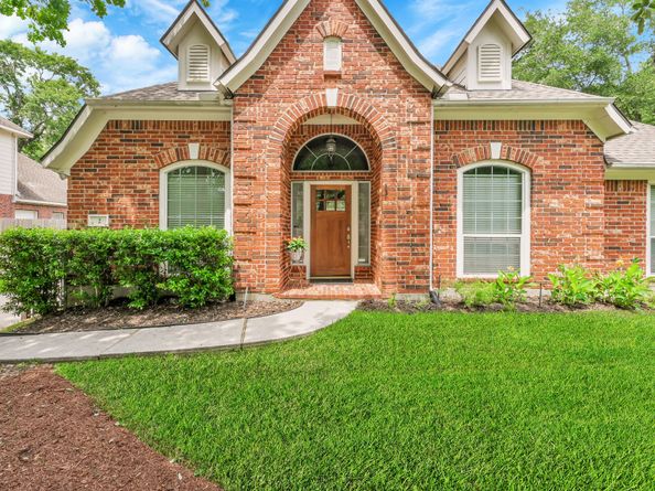 2 Westward Ridge Place, The Woodlands TX 77384