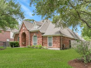2 Westward Ridge Place, The Woodlands TX 77384