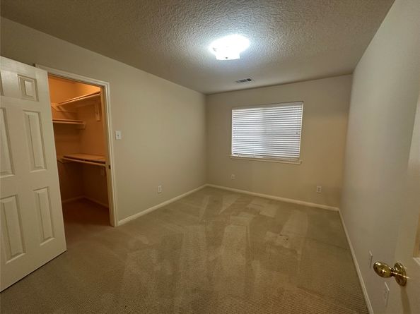 554 Ivy Cross Lane, Sugar Land TX 77479