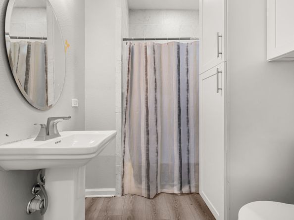 8534 Woodlyn Road, Houston TX 77028