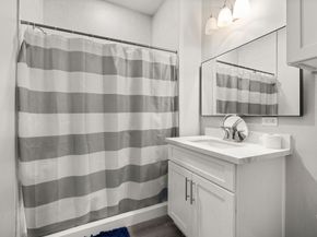 8534 Woodlyn Road, Houston TX 77028