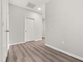 8534 Woodlyn Road, Houston TX 77028