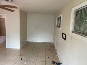 8730 Cowart Street, Houston TX 77029