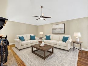 7211 Las Brisas Dr, Houston TX 77083