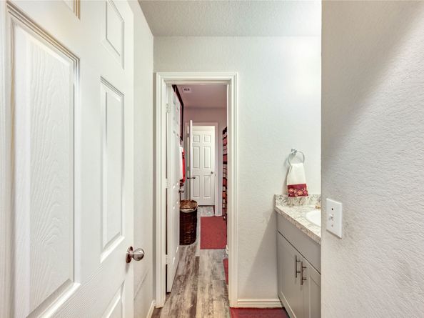 4338 Tulip Oak Drive, Houston TX 77068