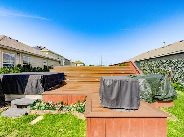 4338 Tulip Oak Drive, Houston TX 77068