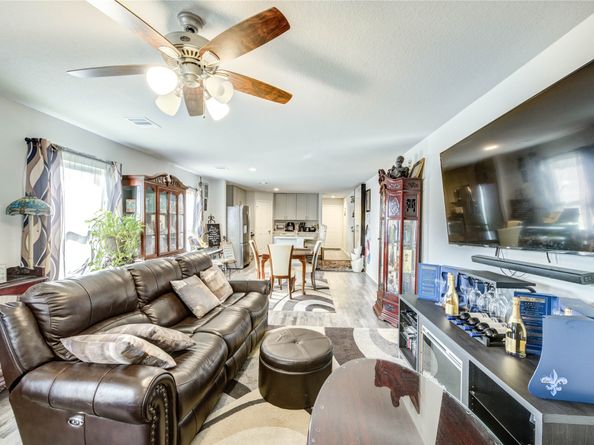 4338 Tulip Oak Drive, Houston TX 77068