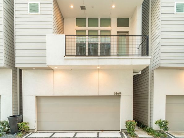 5869 E Post Oak Lane, Houston TX 77055