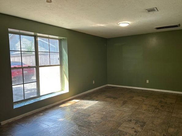 6214 Jim Street, Houston TX 77092