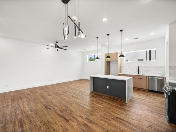 3407 Baer Street, Houston TX 77020