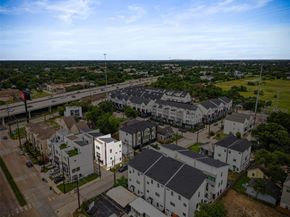 3407 Baer Street, Houston TX 77020
