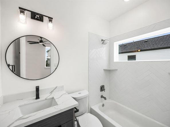 3407 Baer Street, Houston TX 77020