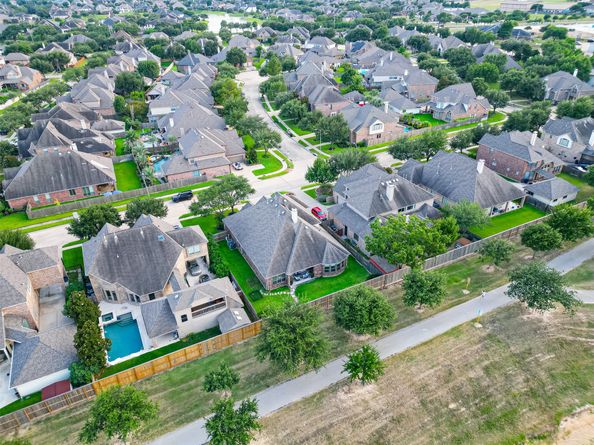 17514 Raven Canyon Lane, Houston TX 77095