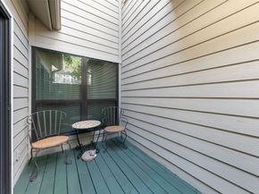 3330 Las Palmas Street 19, Houston TX 77027