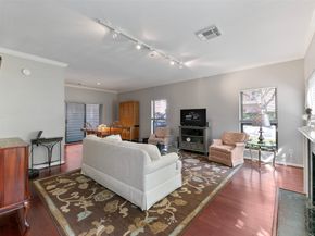 3330 Las Palmas Street 19, Houston TX 77027