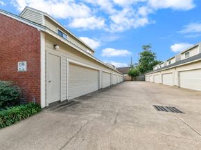 3330 Las Palmas Street 19, Houston TX 77027