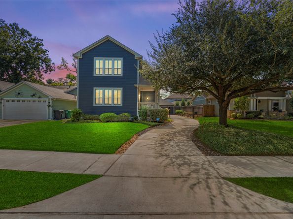 1317 Chamboard Lane, Houston TX 77018