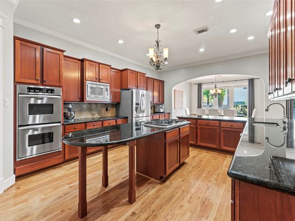 1317 Chamboard Lane, Houston TX 77018