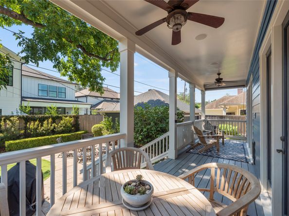 1317 Chamboard Lane, Houston TX 77018