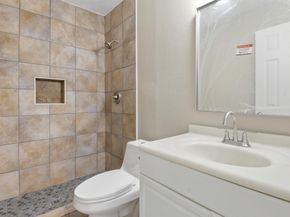10943 Spanish Grant Drive, Sugar Land TX 77498