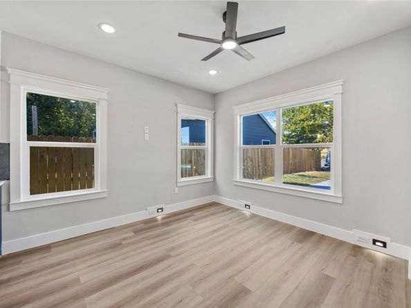 4624 Mayflower Street A/B, Houston TX 77033
