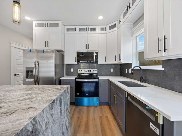 4624 Mayflower Street A/B, Houston TX 77033