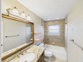 10107 Hollow Canyon Dr, Sugar Land TX 77495