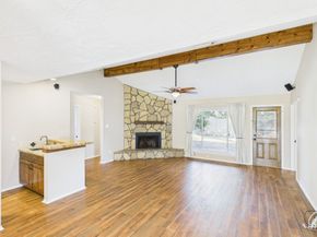 10107 Hollow Canyon Dr, Sugar Land TX 77495