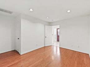 1433 Oneil Street, Houston TX 77019