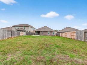 19168 Pinewood Grove Trail, New Caney TX 77357