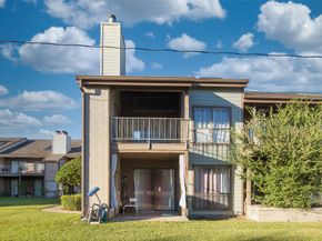 8257 Sands Point Drive 167, Houston TX 77036