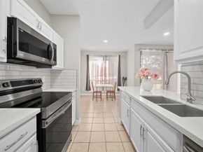 8257 Sands Point Drive 167, Houston TX 77036