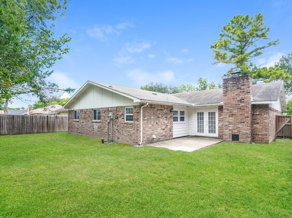 5622 Bridge Forest Drive, Houston TX 77088