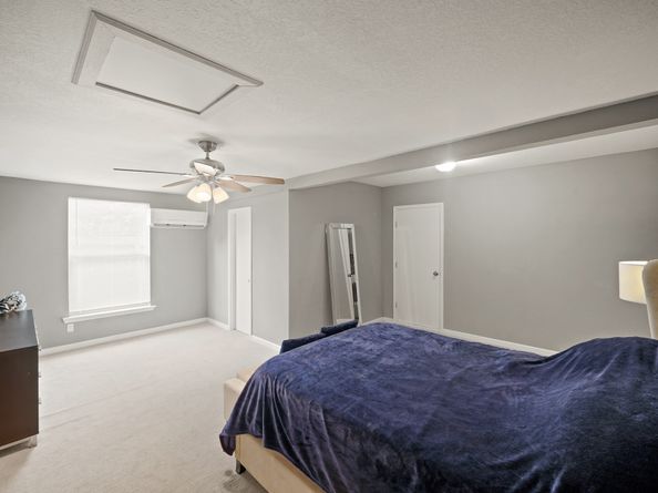 4510 Silverwood Drive, Houston TX 77035