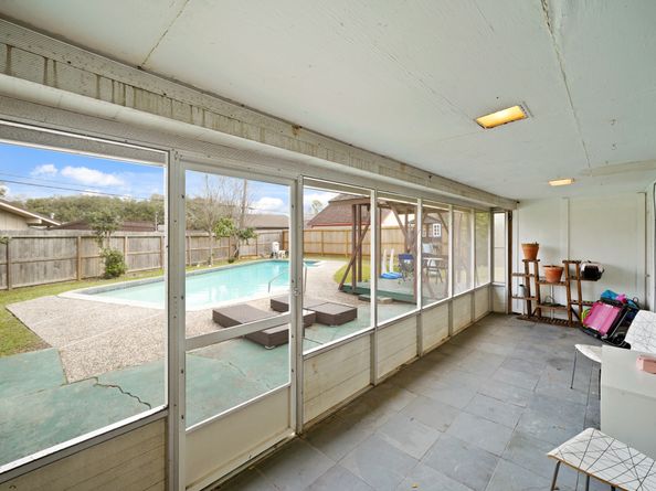 4510 Silverwood Drive, Houston TX 77035