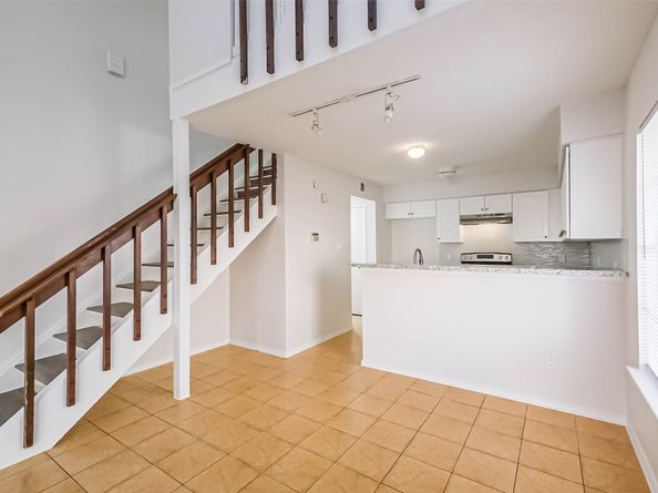 11983 Bob White Drive 17852, Houston TX 77035