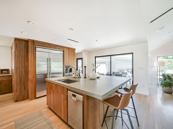 4122 N Braeswood Boulevard, Houston TX 77025