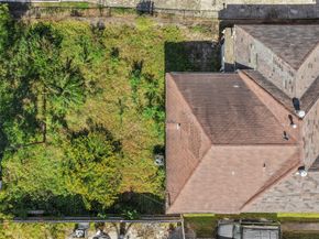 919 Lawrence Street, Houston TX 77008