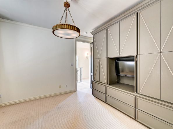 5401 Ashby Street, Houston TX 77005