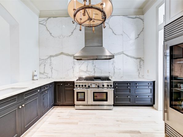 5401 Ashby Street, Houston TX 77005