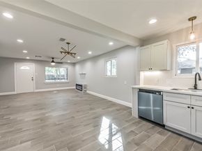 8925 Everglade Drive, Houston TX 77078