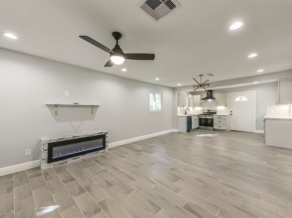 8925 Everglade Drive, Houston TX 77078