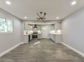 8925 Everglade Drive, Houston TX 77078