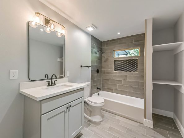 8925 Everglade Drive, Houston TX 77078