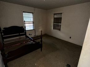 4737 Alvin Street, Houston TX 77033